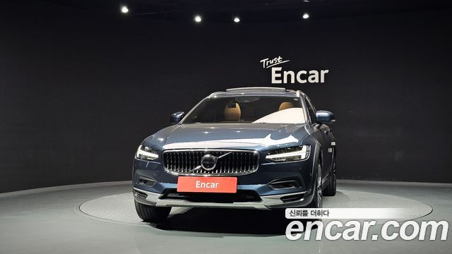 Volvo V90 2021 — photo 3