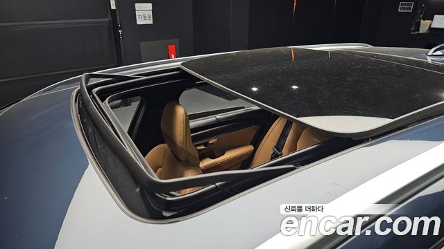 Volvo V90 2021 — photo 25