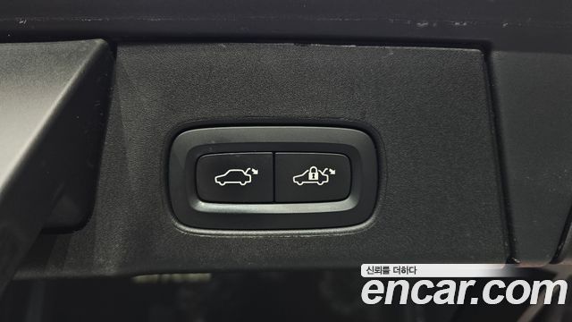 Volvo V90 2021 — photo 31