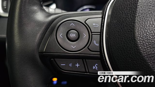 Toyota RAV4 2021 — photo 29