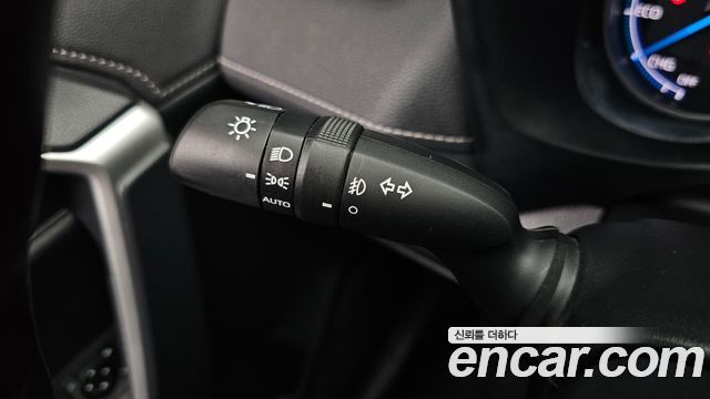 Toyota RAV4 2021 — photo 30