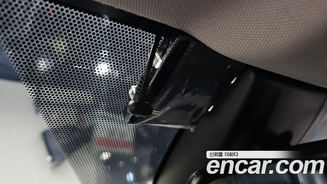 Toyota RAV4 2021 — photo 34