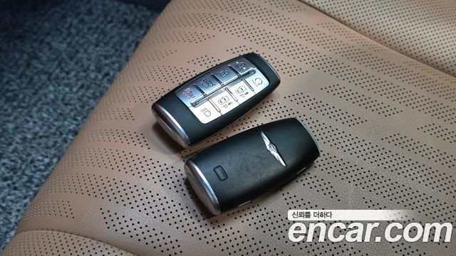 Genesis GV80 2022 — photo 27