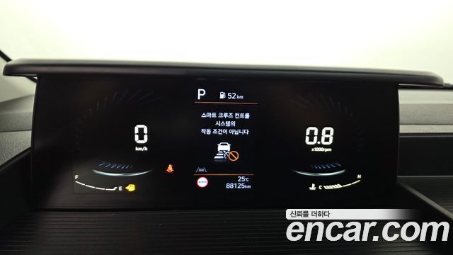 Hyundai Staria 2023 — photo 8