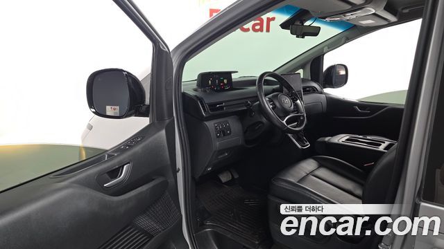 Hyundai Staria 2023 — photo 10