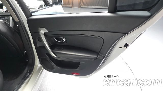 Renault Korea SM5  2016 — photo 15