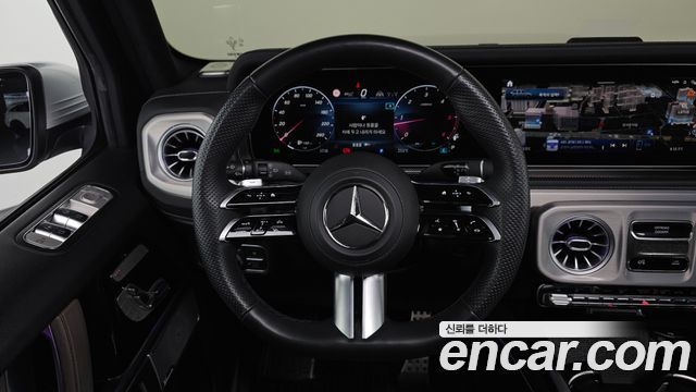 Mercedes-Benz G-Class 2025 — photo 19