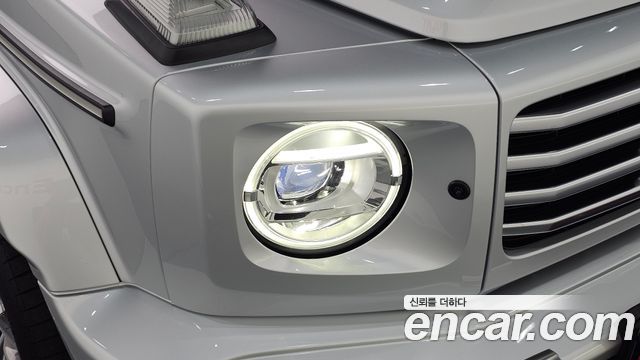 Mercedes-Benz G-Class 2025 — photo 8