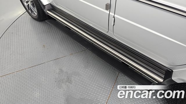 Mercedes-Benz G-Class 2025 — photo 38