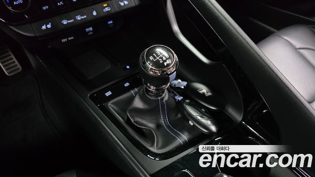 Hyundai AVANTE 2024 — photo 12