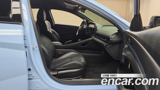 Hyundai AVANTE 2024 — photo 16
