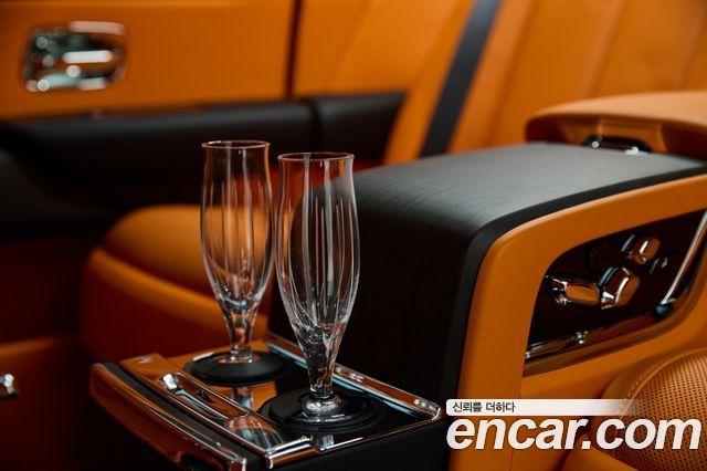 Rolls-Royce Cullinan 2024 — photo 16