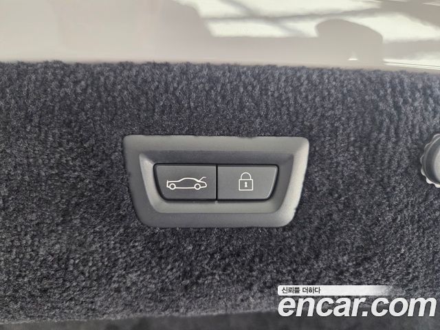 Rolls-Royce Spectre 2024 — photo 18