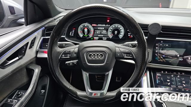 Audi Q8 2021 — photo 12