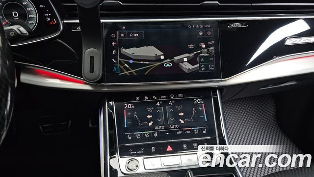 Audi Q8 2021 — photo 13