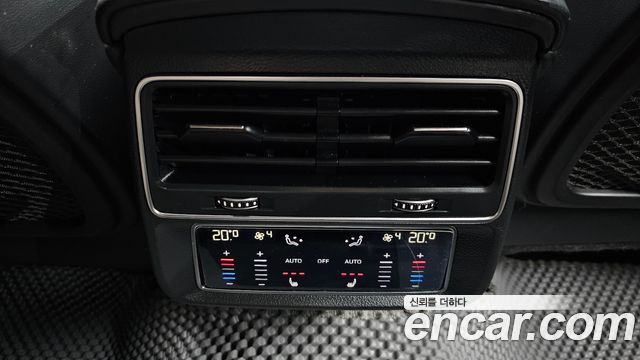 Audi Q8 2021 — photo 17
