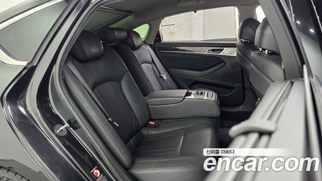 Genesis G80 2019 — photo 17