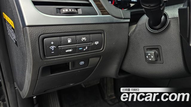 Genesis G80 2019 — photo 24