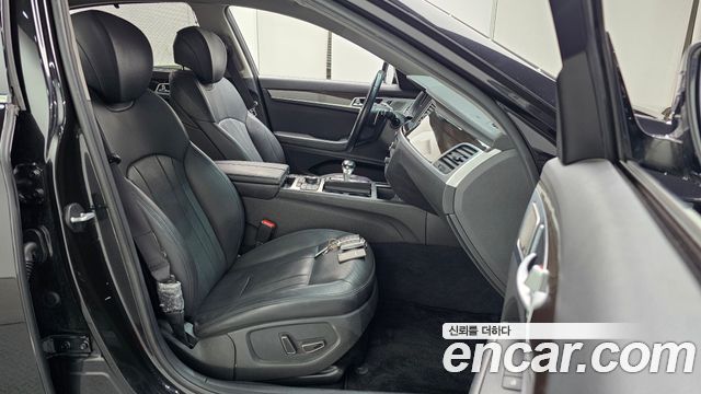 Genesis G80 2019 — photo 16