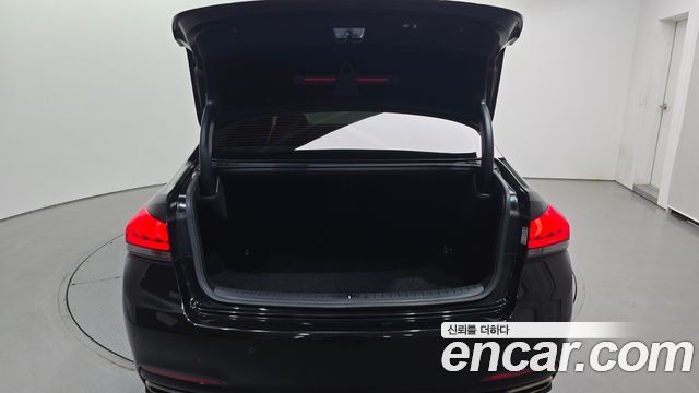 Genesis G80 2019 — photo 28