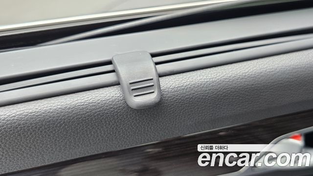 Genesis G80 2019 — photo 30