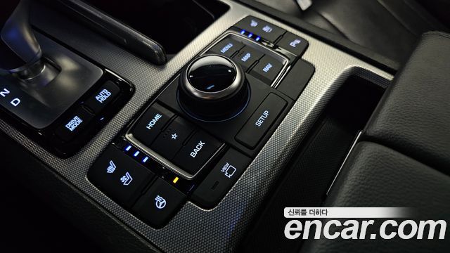 Genesis G80 2019 — photo 31