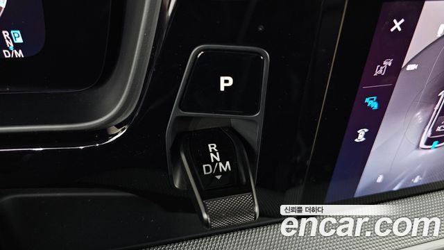 Porsche Cayenne 2024 — photo 12