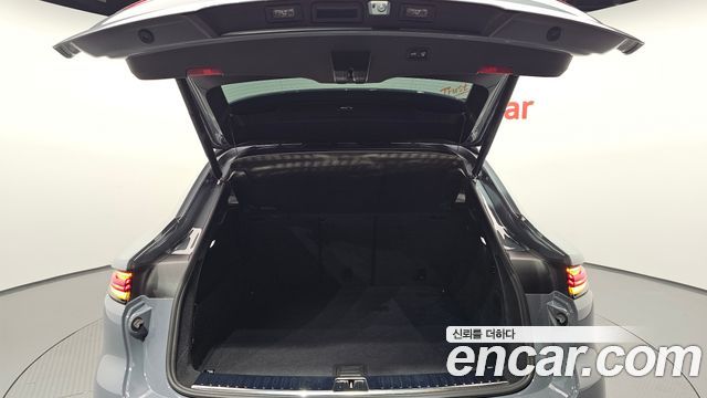 Porsche Cayenne 2024 — photo 26