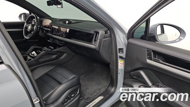 Porsche Cayenne 2024 — photo 16