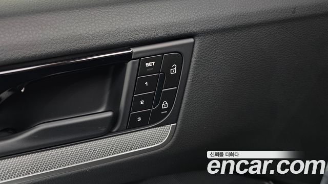 Porsche Cayenne 2024 — photo 31