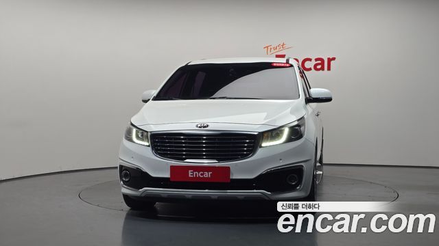 Kia Canival 2017 — photo 3