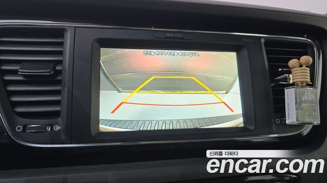 Kia Canival 2017 — photo 20