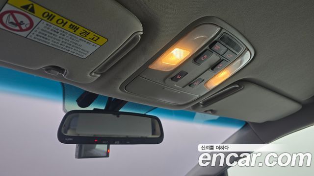 Kia Canival 2017 — photo 21
