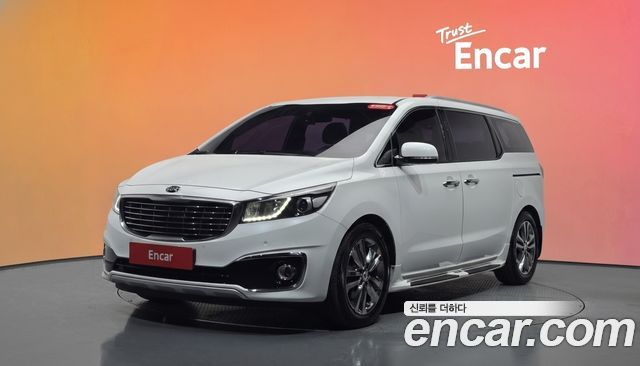 Kia Canival 2017 — photo 1