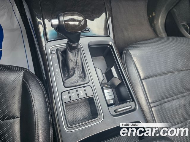Kia Sorento 2016 — photo 11