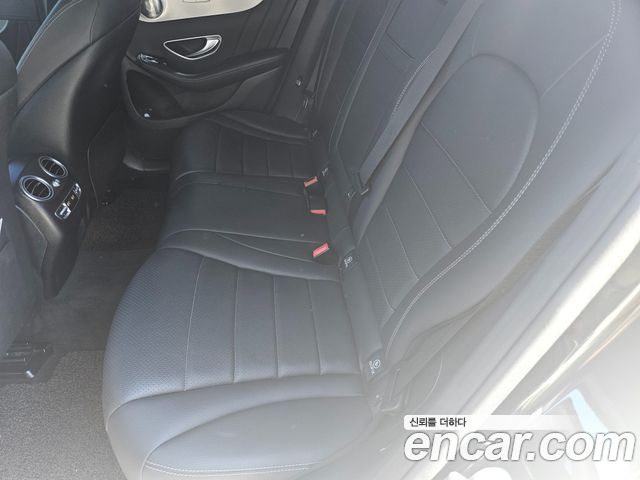 Mercedes-Benz GLC-Class 2018 — photo 14