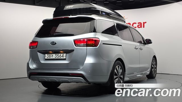 Kia Canival 2015 — photo 2