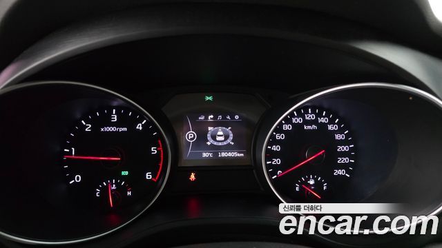 Kia Canival 2015 — photo 8