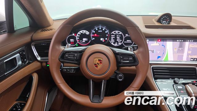 Porsche Panamera 2021 — photo 19