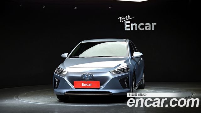 Hyundai Ioniq 2018 — photo 3