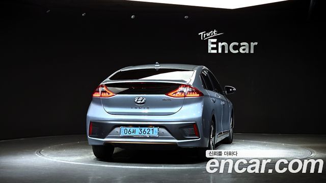 Hyundai Ioniq 2018 — photo 4