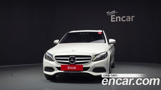 Mercedes-Benz C-Class 2017 — photo 3
