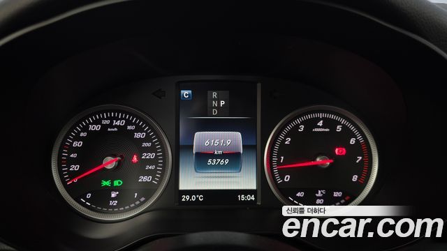 Mercedes-Benz C-Class 2017 — photo 8