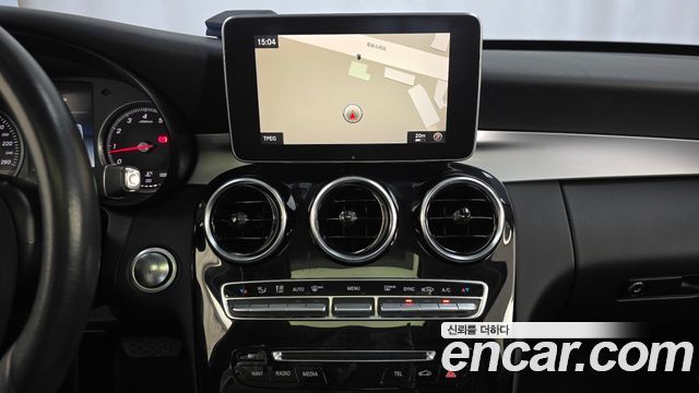Mercedes-Benz C-Class 2017 — photo 13