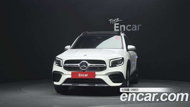 Mercedes-Benz GLB-Class 2020 — photo 3