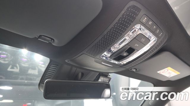 Mercedes-Benz GLB-Class 2020 — photo 26