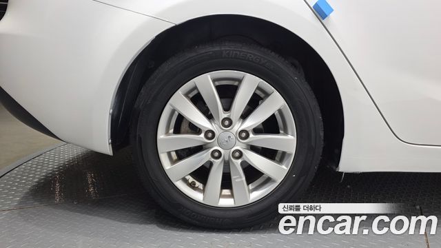 Kia K3 2015 — photo 5