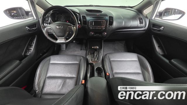 Kia K3 2015 — photo 7