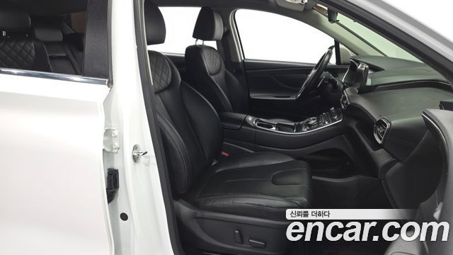 Hyundai Santafe 2021 — photo 11
