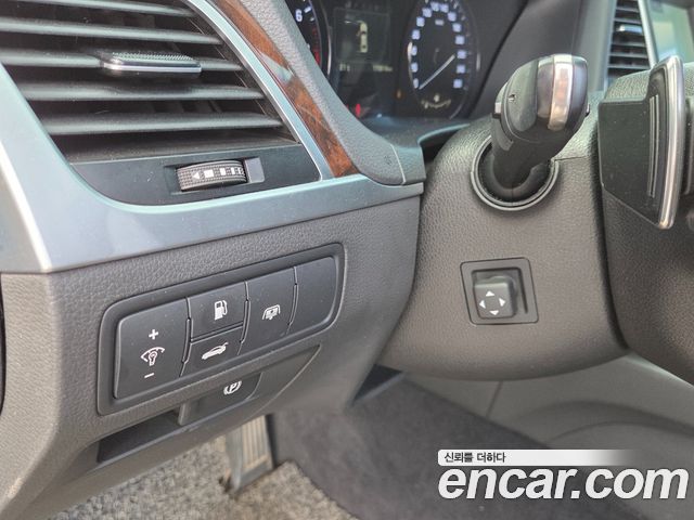 Hyundai Genesis 2016 — photo 9